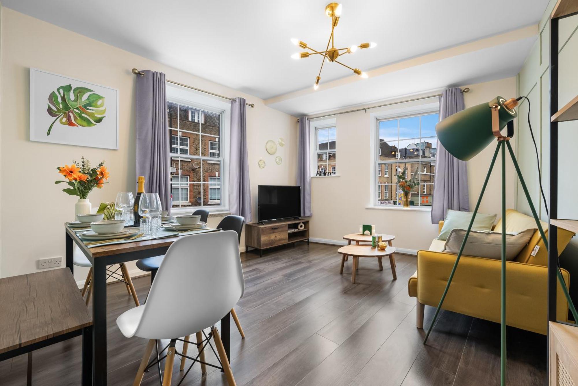 Chic 2 Bedroom Apartment Near Liverpool Street By Gold Stays London Exterior photo